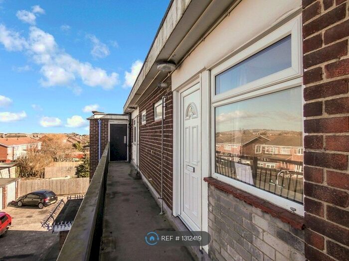 1 Bedroom Flat To Rent In Riversdale House, Stakeford, Choppington NE62