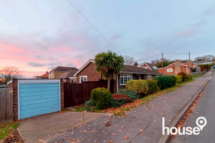 4 Bedroom Detached Bungalow To Rent In Whybornes Chase, Minster On Sea, Sheerness, ME12