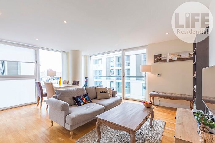 1 Bedroom Flat To Rent In Cobalt Point, Millharbour, London, E14