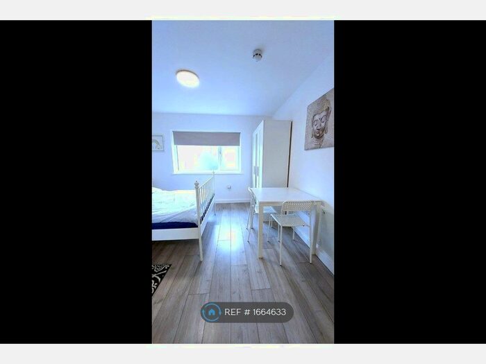 Studio To Rent In Studio, Edgware, HA8 - Photo 3