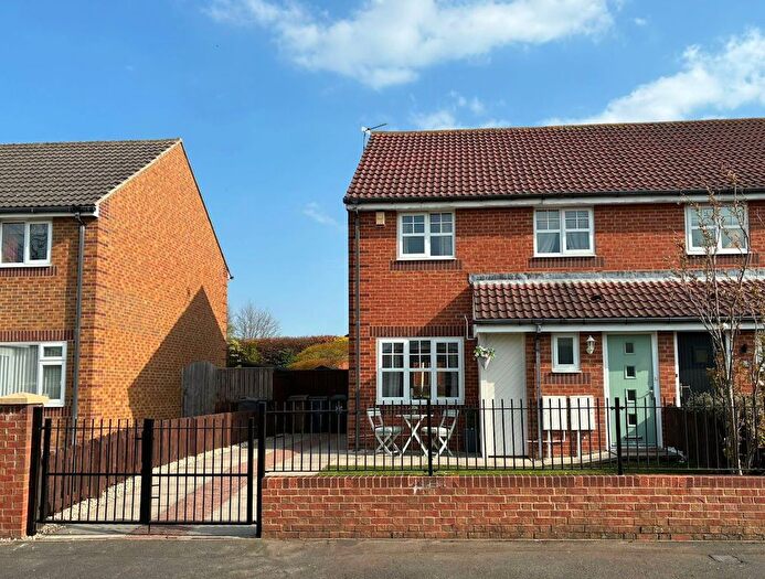 3 Bedroom Semi-Detached House For Sale In Monks Park Way, Newcastle Upon Tyne, NE12