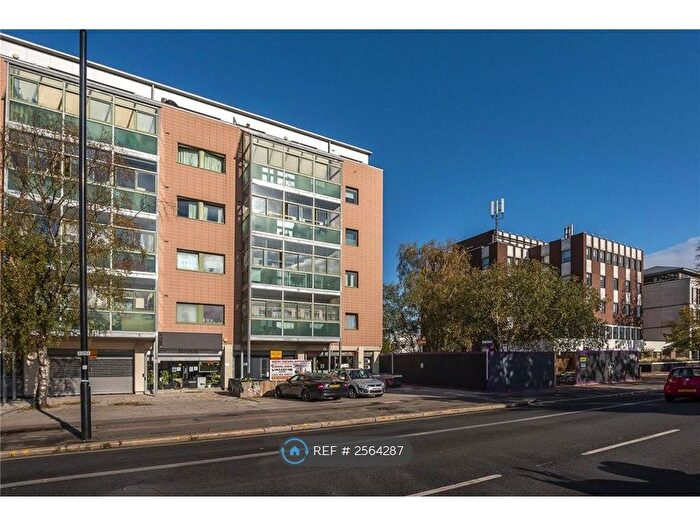 1 Bedroom Flat To Rent In Bellevue Court, Hounslow, TW3
