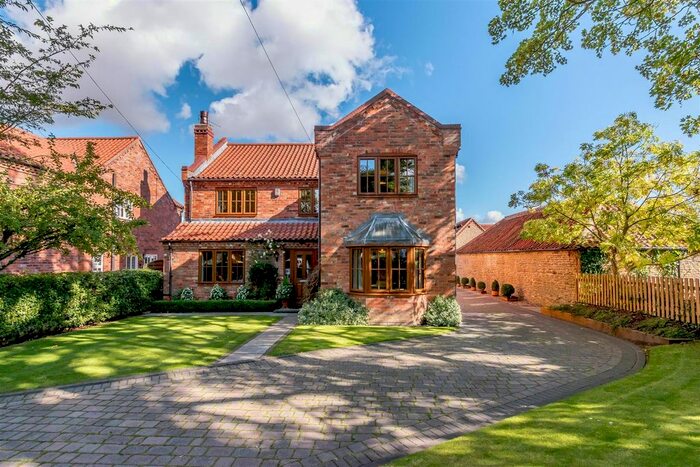 4 Bedroom Detached House For Sale In Owmby Road, Spridlington, Market Rasen LN8