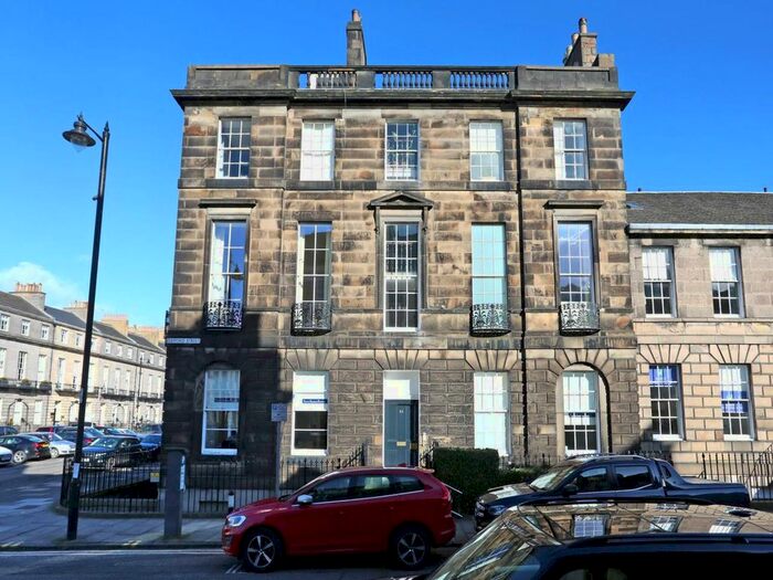 2 Bedroom Flat To Rent In Stafford Street, West End, Edinburgh, EH3