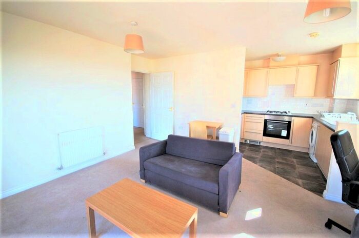 2 Bedroom Flat To Rent In Signet Square, Coventry, CV2