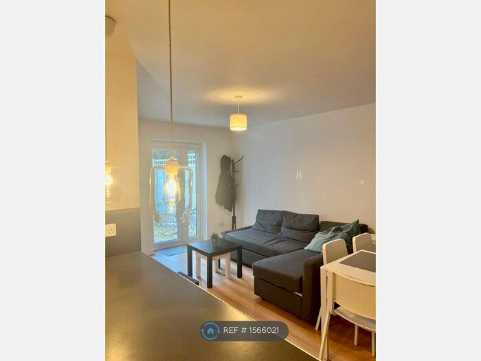 2 Bedroom Flat To Rent In Shaftesbury Street, London, N1