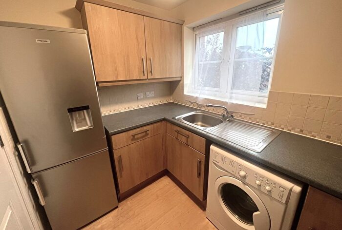 3 Bedroom Flat To Rent In Vauxhall Road, Liverpool, L5