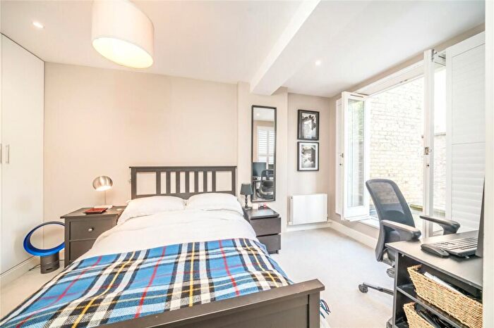 1 Bedroom Flat For Sale In New Kings Road, London, SW6