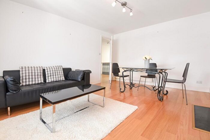 1 Bedroom Flat To Rent In Coleherne Road, Chelsea, London, SW10