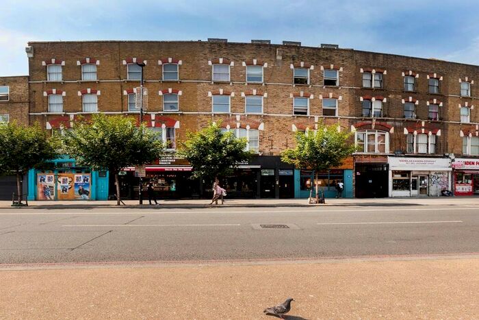 2 Bedroom Flat To Rent In Camden High Street, London, NW1