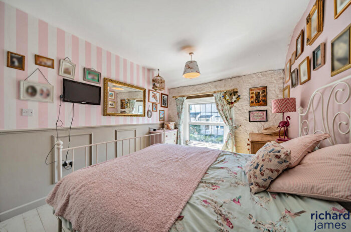 3 Bedroom Terraced House For Sale In Marlborough Road, Wroughton, Swindon, SN4