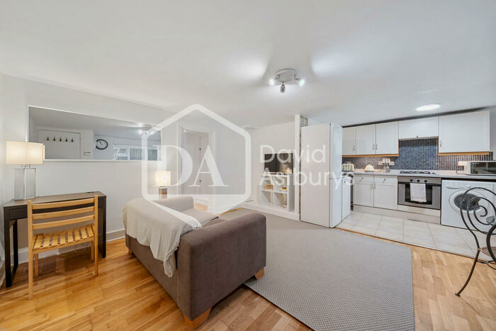 1 Bedroom Apartment To Rent In Crescent Road, Crouch End, London, N8