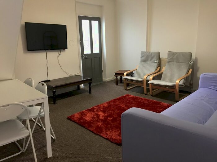 6 Bedroom Terraced House To Rent In Wincheap, Canterbury, CT1