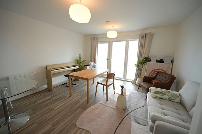 1 Bedroom Flat For Sale In Lexington Gardens, Edgbaston, Birmingham, B15