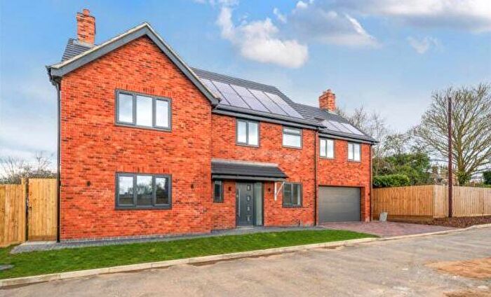 5 Bedroom Detached House For Sale In St. Francis Green Bardney, Lincoln, Lincolnshire, LN3