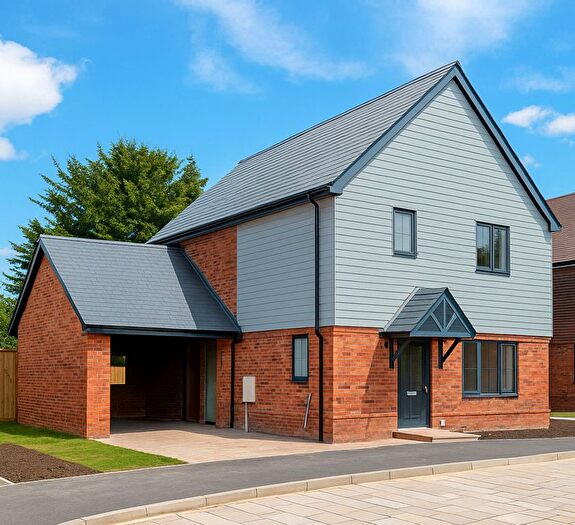 3 Bedroom Detached House For Sale In Main Road, Southbourne, PO10