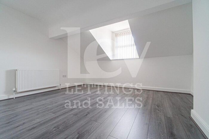 2 Bedroom Flat To Rent In Unit, Marlborough Road, Liverpool, Merseyside, L13