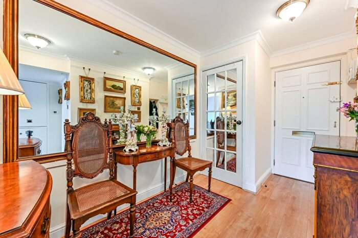 1 Bedroom Flat For Sale In Lilestone Street, St John's Wood, London, NW8