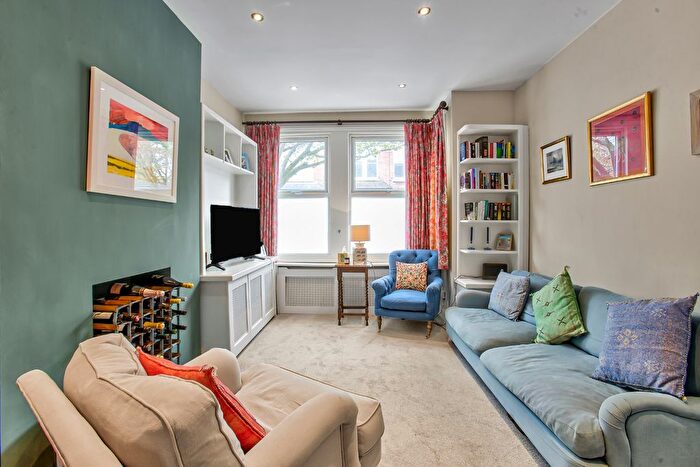 4 Bedroom End Terrace House For Sale In Margate Road, Brixton, London, SW2
