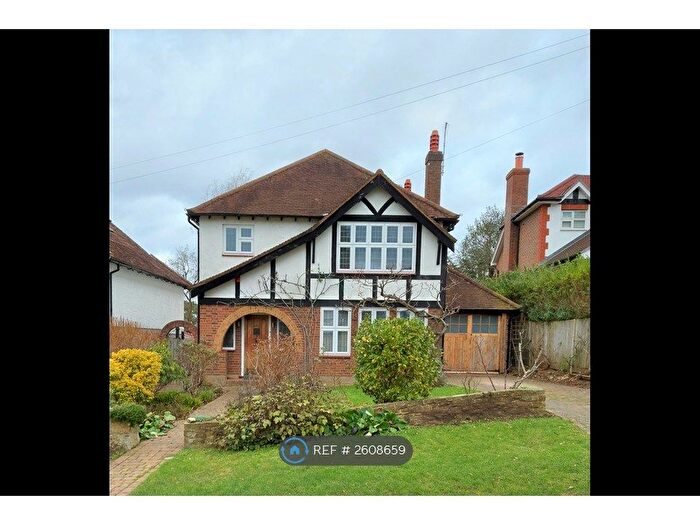 4 Bedroom Detached House To Rent In Pine Hill, Epsom, KT18