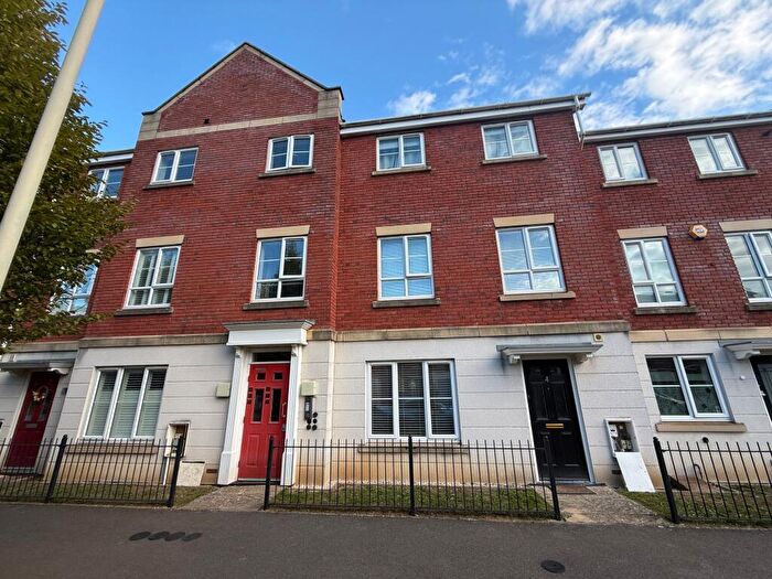2 Bedroom Flat To Rent In Pilgrove Way, Cheltenham, GL51