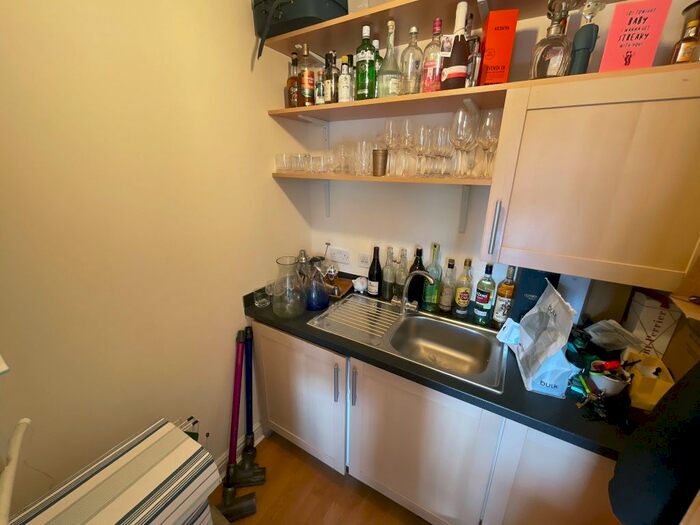 2 Bedroom Flat To Rent In Broadacre Place, Alderley Edge, SK9