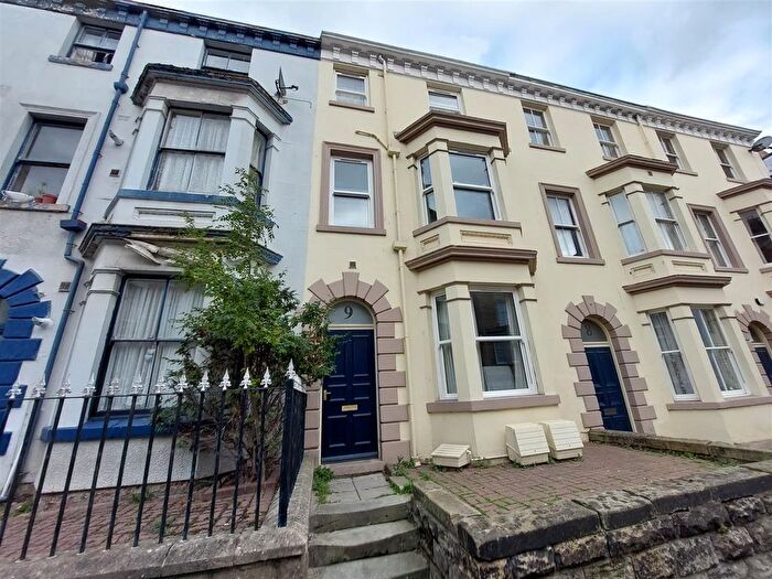 4 Bedroom Terraced House For Sale In Albemarle Crescent, Scarborough, North Yorkshire, YO11