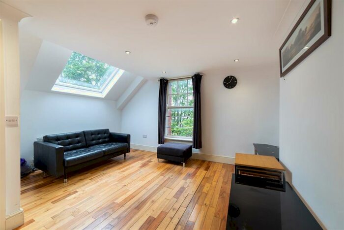 3 Bedroom Apartment To Rent In &#;pppw - Otterburn Villas, Jesmond, NE2