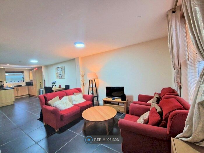 3 Bedroom Terraced House To Rent In Yardley Road, Acocks Green, Birmingham, B27