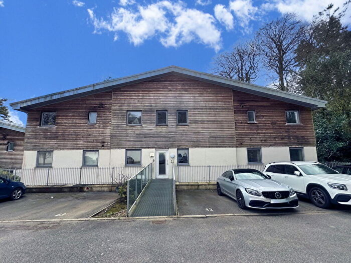 2 Bedroom Apartment For Sale In Woodland View, Duporth, PL26