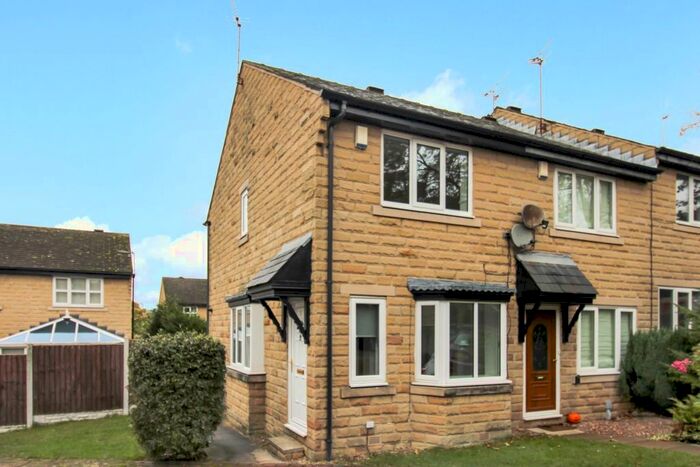 2 Bedroom Terraced House To Rent In Coverley Garth, Yeadon, Leeds, LS19