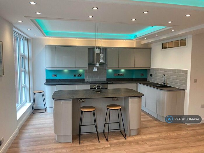 2 Bedroom Flat To Rent In Monument House, Madeley Heath, Crewe, CW3
