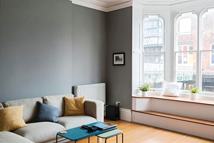 2 Bedroom Apartment To Rent In Bridge Street Row West, , Chester, CH1