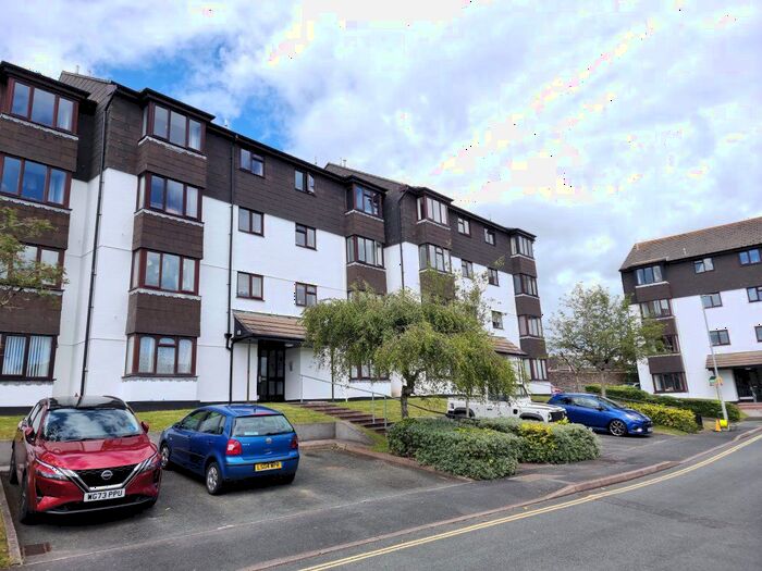 Studio To Rent In Vaughan Close, Plymouth, PL2