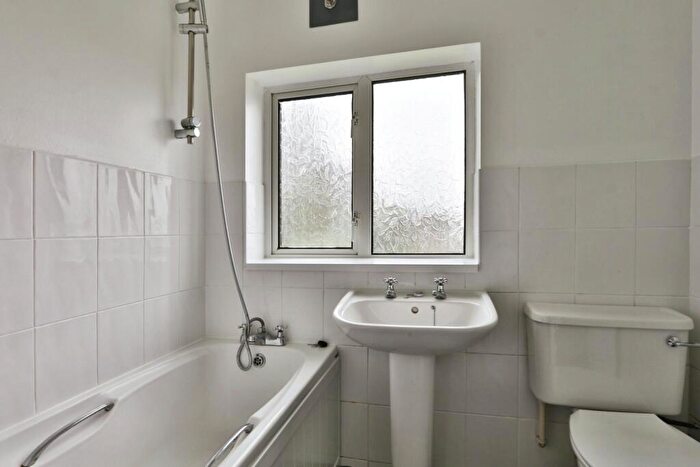 3 Bedroom Terraced House For Sale In The Crescent, Thorngumbald, Hull, HU12