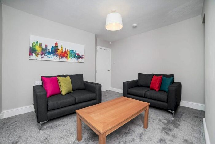 4 Bedroom Semi-Detached House To Rent In Cottesmore Road, Lenton, Nottingham, NG7