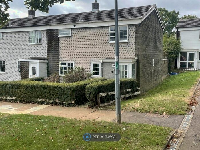 3 Bedroom End Of Terrace House To Rent In Lonsdale Road, Stevenage, SG1