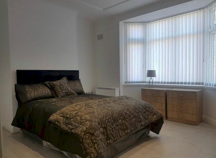 2 Bedroom Flat To Rent In Edge Grove, Liverpool L7