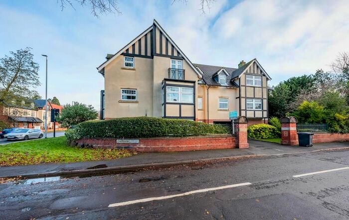 2 Bedroom Flat To Rent In Shaftesbury Avenue, Burton Joyce, Nottingham, NG14