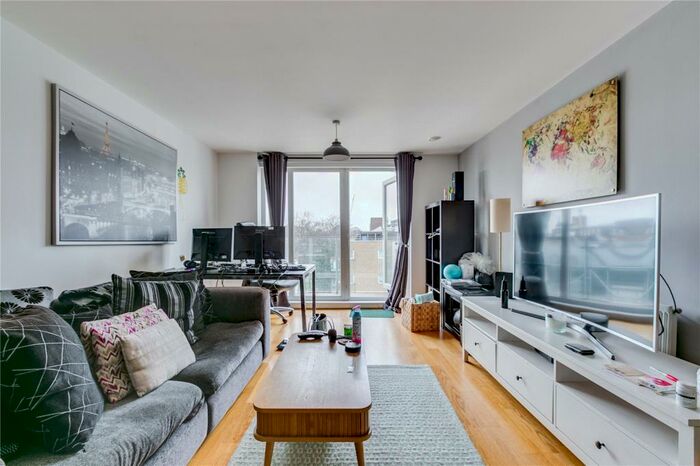 2 Bedroom Apartment To Rent In Ashton House, Cottington Street, London, SE11