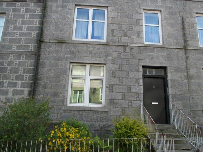 1 Bedroom Flat To Rent In Menzies Road, Ground Floor Left, AB11
