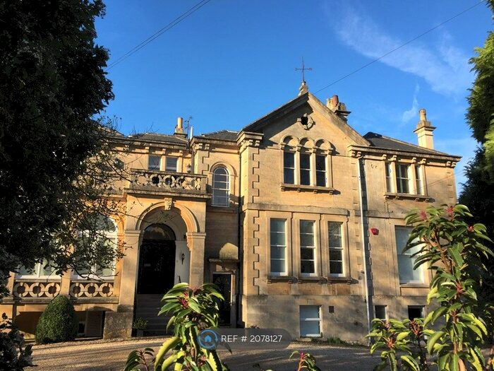 3 Bedroom Flat To Rent In Lansdown House, Bath, BA1