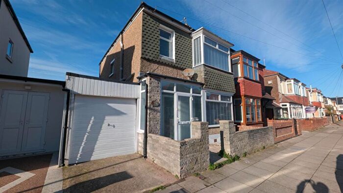 3 Bedroom Detached House To Rent In Martin Road, Copnor, PO3