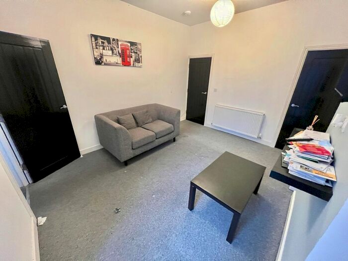 4 Bedroom Terraced House To Rent In Gordon Street, Earlsdon, Coventry, CV1