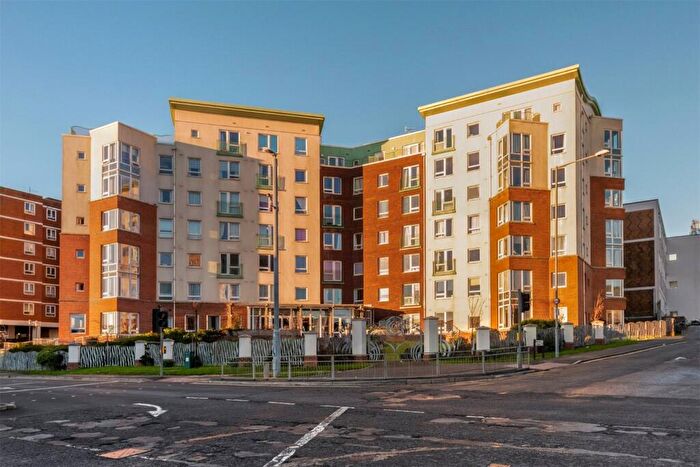 2 Bedroom Apartment For Sale In Park Street, Brighton, East Sussex, BN2