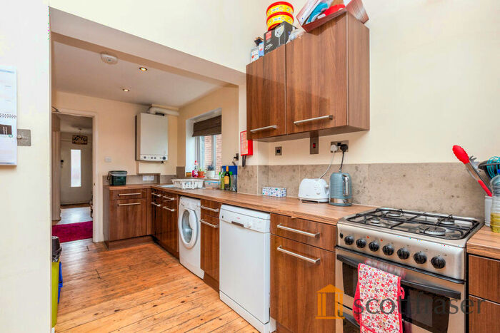 4 Bedroom Semi-Detached House To Rent In St. Leonards Road, Headington, OX3