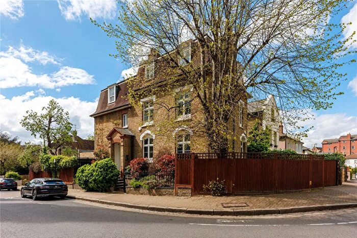 6 Bedroom Detached House For Sale In Ponsonby Road, London, SW15