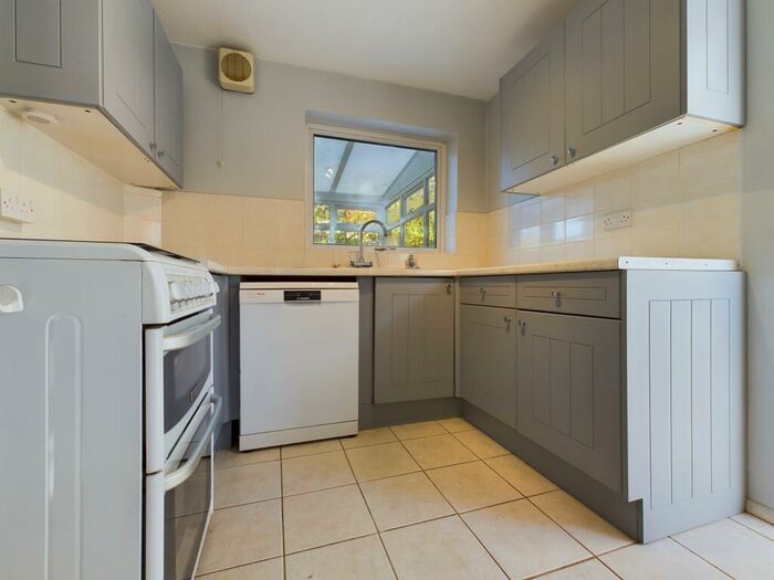 3 Bedroom Semi-Detached House To Rent In Mull Close, Oakley, RG23