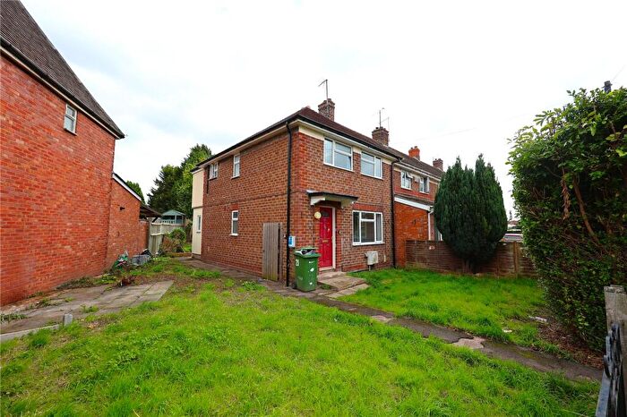 3 Bedroom Semi-Detached House For Sale In Oak Avenue, Hereford, Herefordshire, HR2