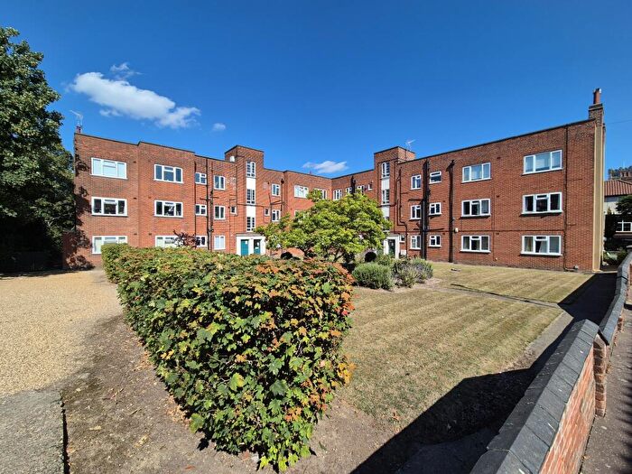 2 Bedroom House To Rent In Heigham Grove, Norwich, NR2
